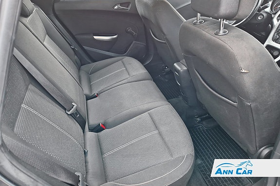 Opel Astra 7 of 9