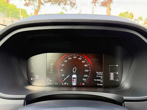 Volvo V90 Cross Country 20 of 22