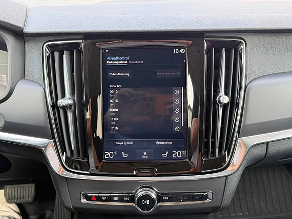Volvo V90 Cross Country 22 of 22