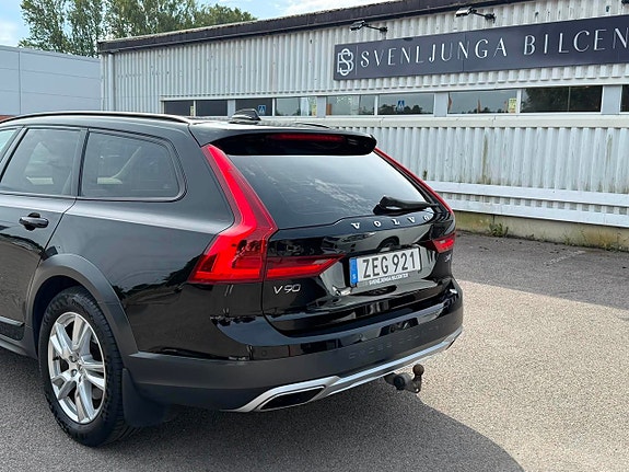 Volvo V90 Cross Country 7 of 22