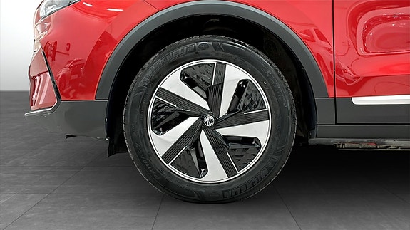 MG ZS 9 of 20