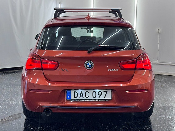 BMW 118d 4 of 19
