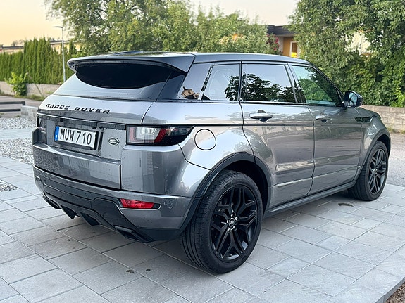 Land Rover Range Rover Evoque 21 of 23