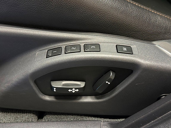 Volvo S60 Cross Country 14 of 24