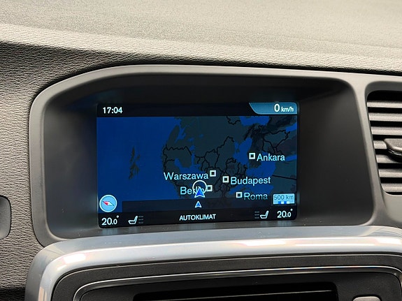 Volvo S60 Cross Country 19 of 24