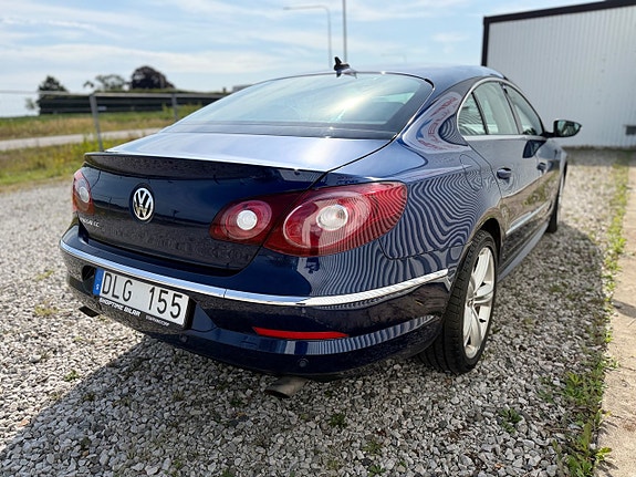 Volkswagen Passat CC 4 of 11