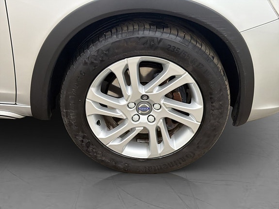 Volvo V60 Cross Country 28 of 30