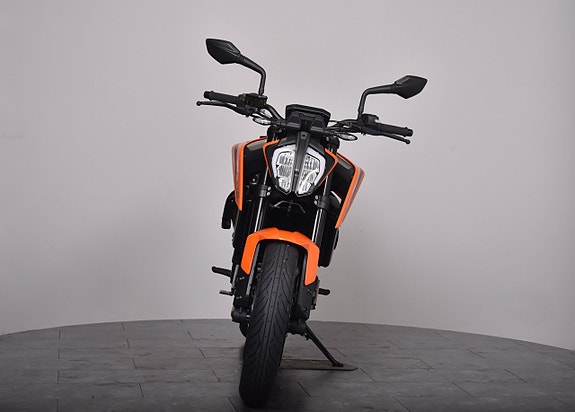KTM 790 Duke 2 of 15