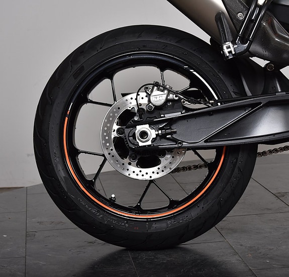 KTM 790 Duke 11 of 15