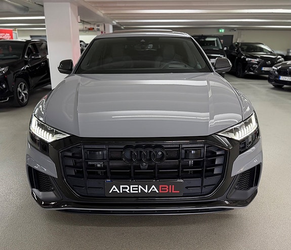Audi Q8 6 of 29