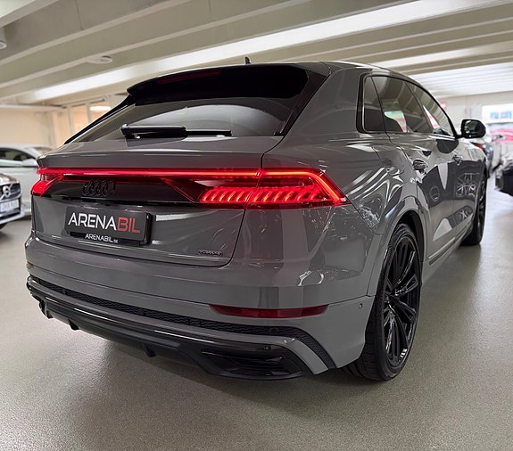 Audi Q8 4 of 29
