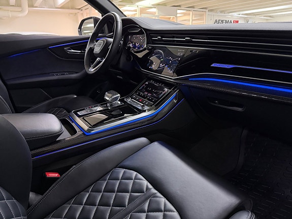 Audi Q8 14 of 29
