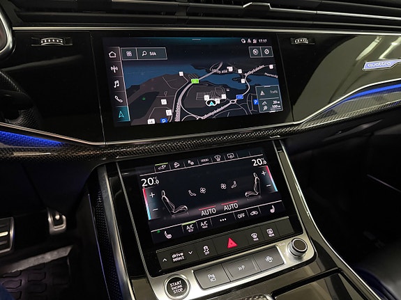 Audi Q8 20 of 29