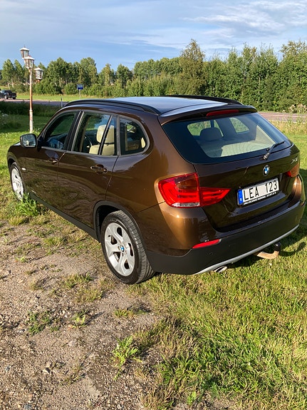 BMW X1 4 of 4