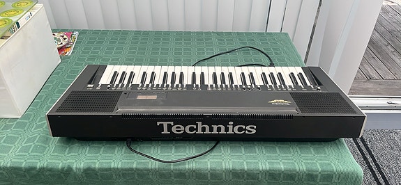 Product image 2 of 8