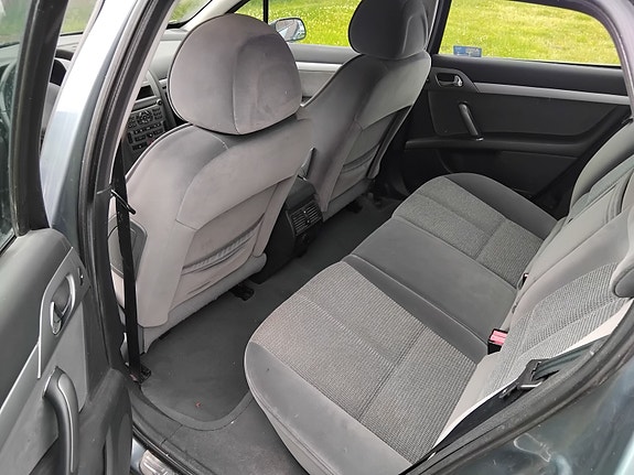 Peugeot 407 5 of 5
