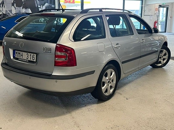 Skoda Octavia 4 of 11