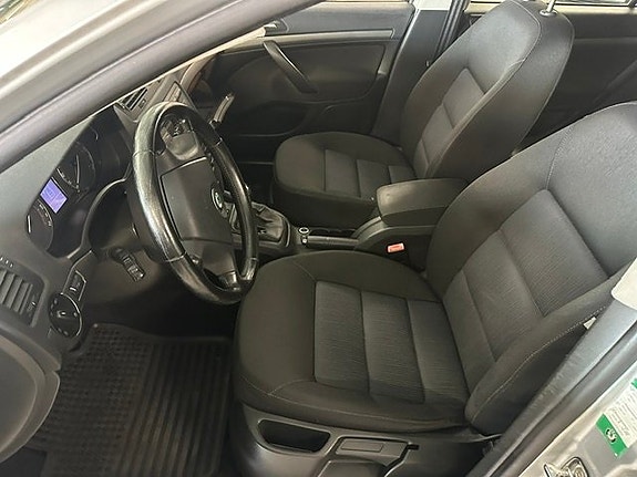 Skoda Octavia 6 of 11