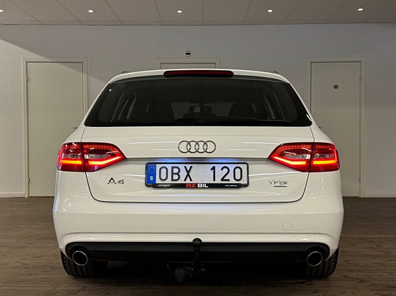 Audi A4 9 of 23