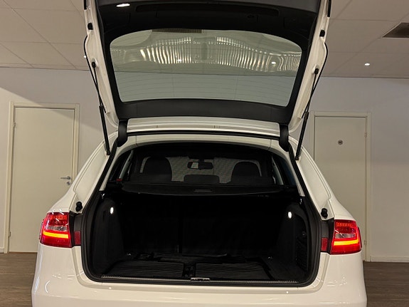 Audi A4 10 of 23