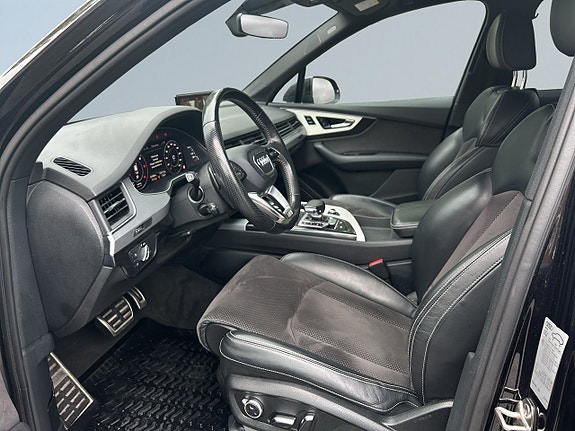 Audi Q7 7 of 27
