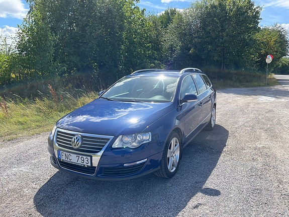 Volkswagen Passat 4 of 10