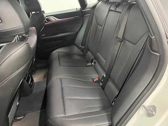 BMW i4 30 of 30