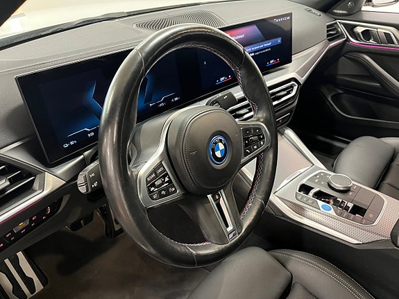BMW i4 17 of 30