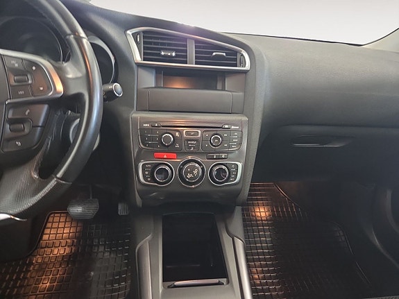 Citroen C4 11 of 21