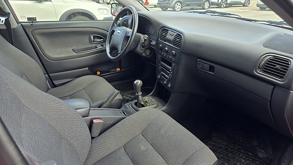 Volvo S40 6 of 15