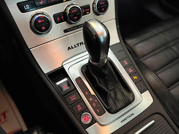 Volkswagen Passat Alltrack 19 of 20