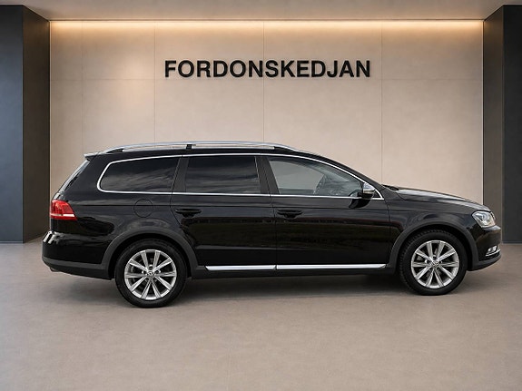 Volkswagen Passat Alltrack 5 of 20