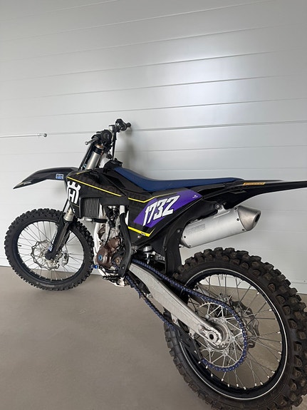 Husqvarna FC250 2017 2 of 5