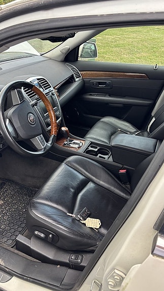 Cadillac SRX 5 of 6