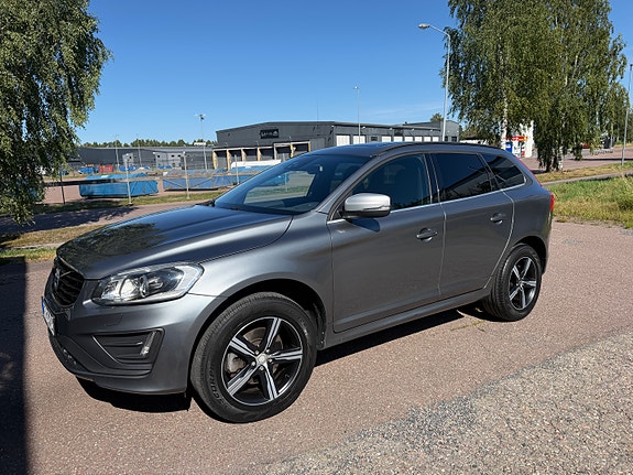 Volvo XC60 7 of 9