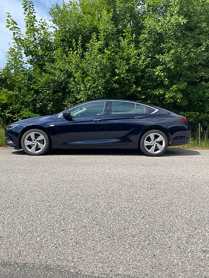 Opel Insignia 3 of 4