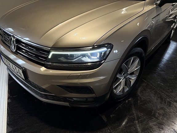 Volkswagen Tiguan 11 of 30