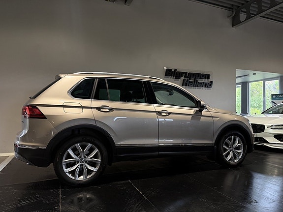 Volkswagen Tiguan 8 of 30