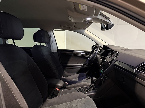 Volkswagen Tiguan 14 of 30