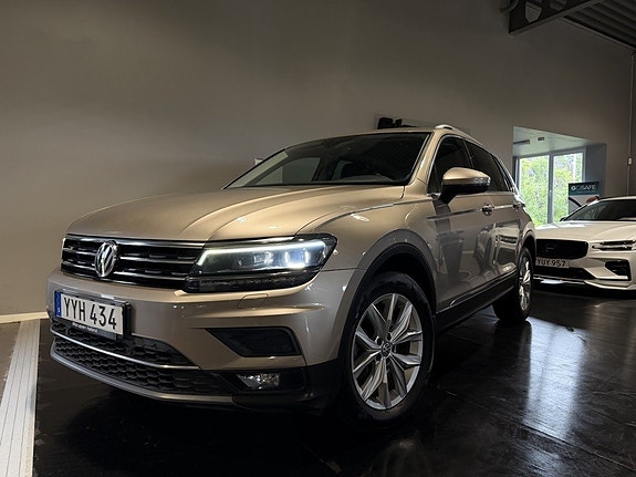 Volkswagen Tiguan 10 of 30