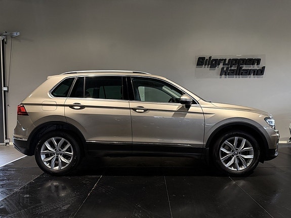 Volkswagen Tiguan 7 of 30