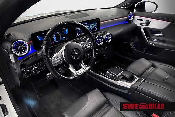 Mercedes-Benz CLA35 13 of 30