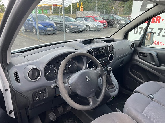 Peugeot Partner 8 of 8