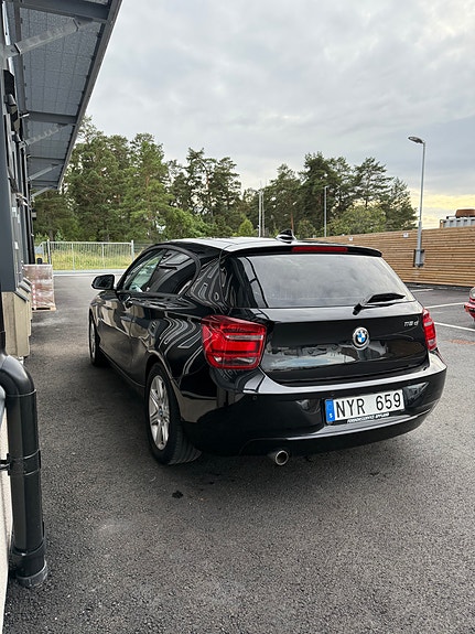 BMW 116d 5 of 13