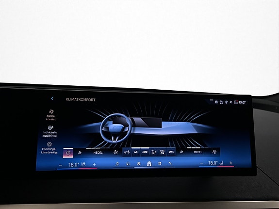 BMW iX 28 of 30