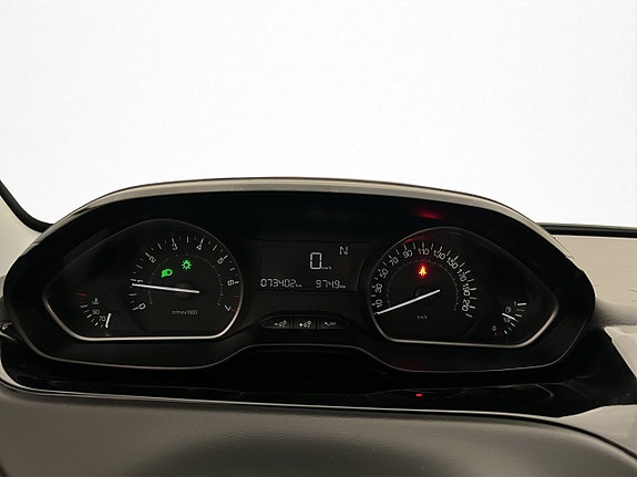 Peugeot 208 16 of 28