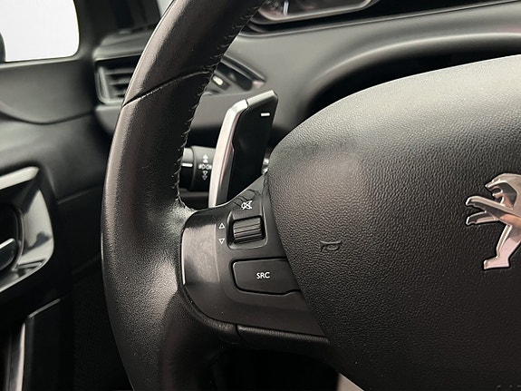 Peugeot 208 17 of 28