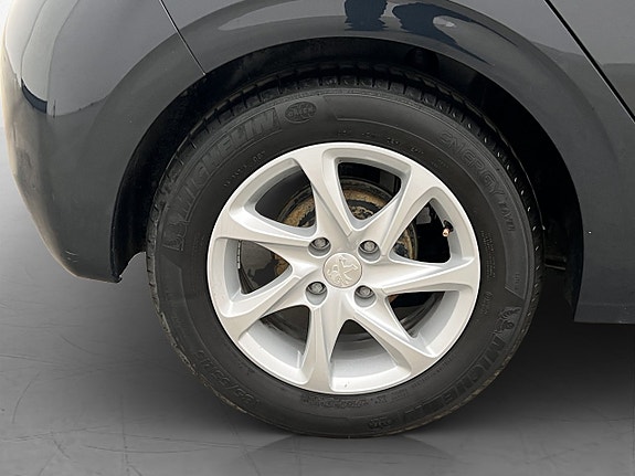 Peugeot 208 28 of 28