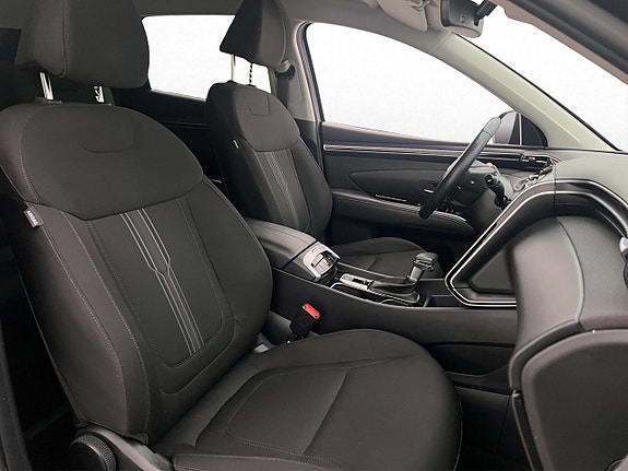 Hyundai Tucson 16 of 30