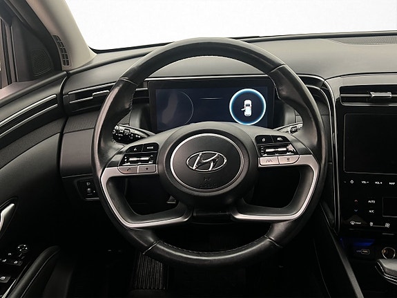 Hyundai Tucson 15 of 30